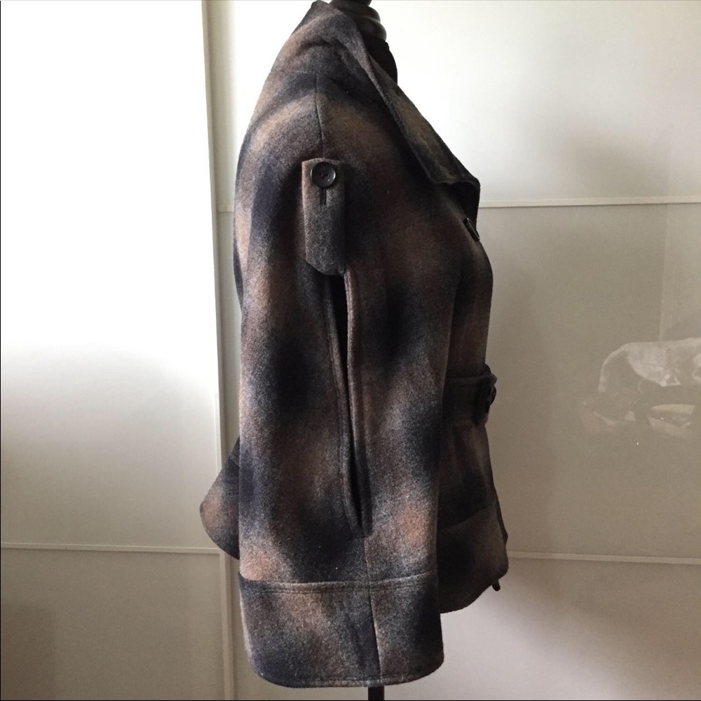 NWT fall vest (small)